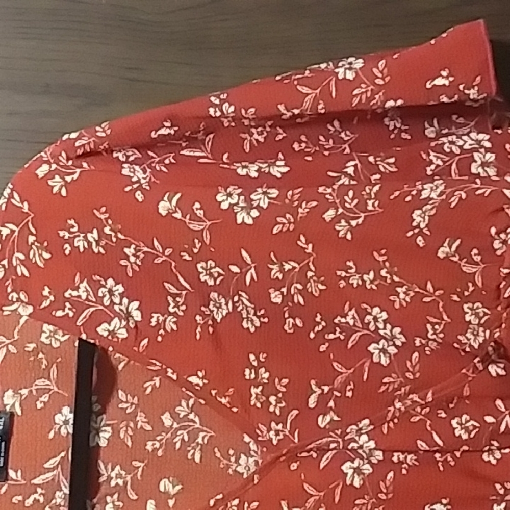 Shein Curve floral Crossover tie back top - Picture 4 of 7